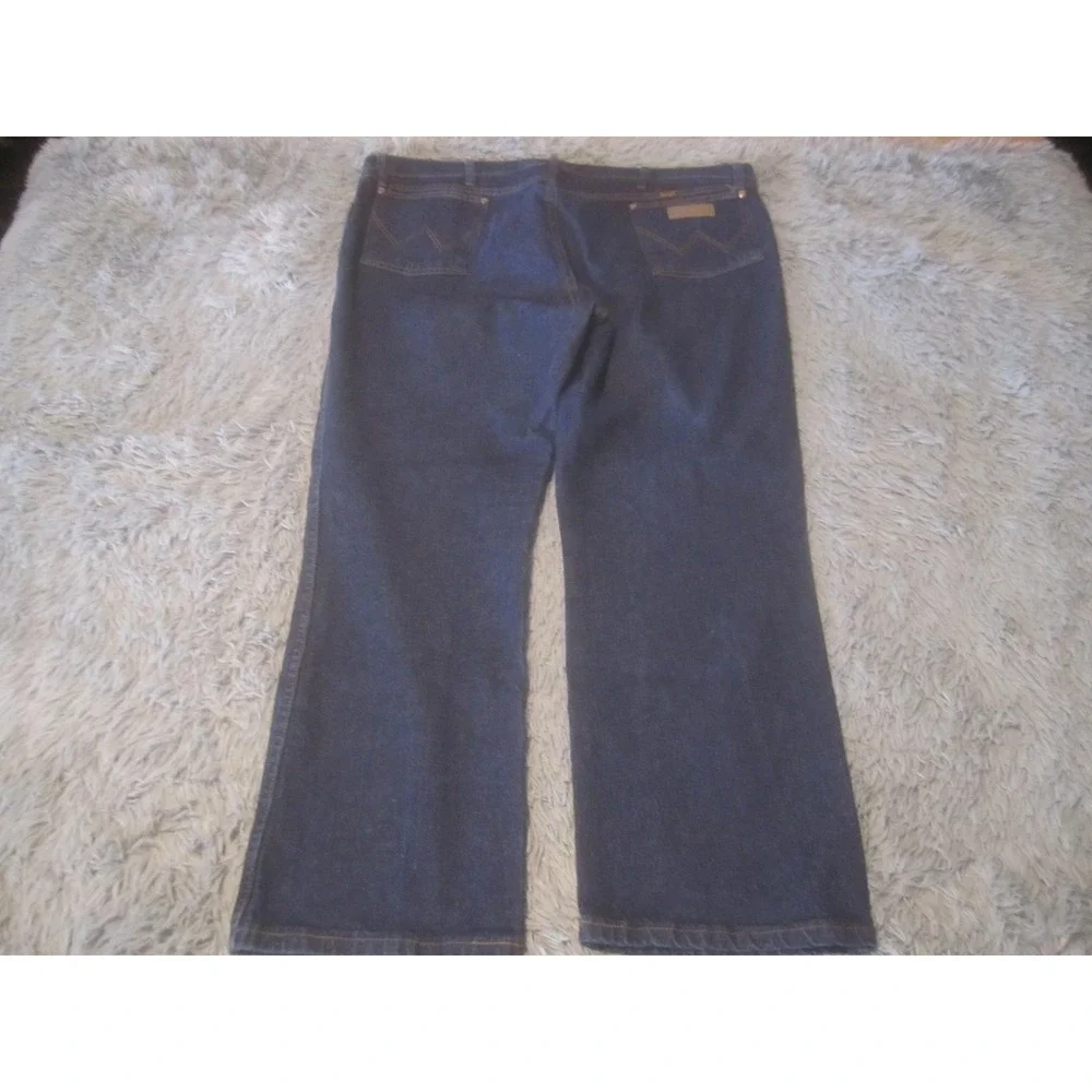 Wrangler Jeans Mens 44x30 Blue Dark Wash Straight Leg Stretch Denim 947STR